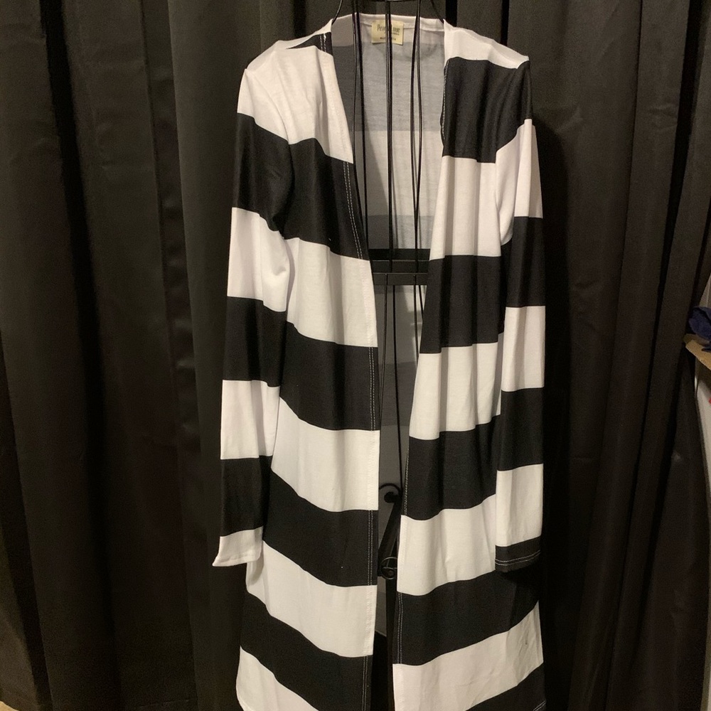 Black & White Stripe Cardigan
